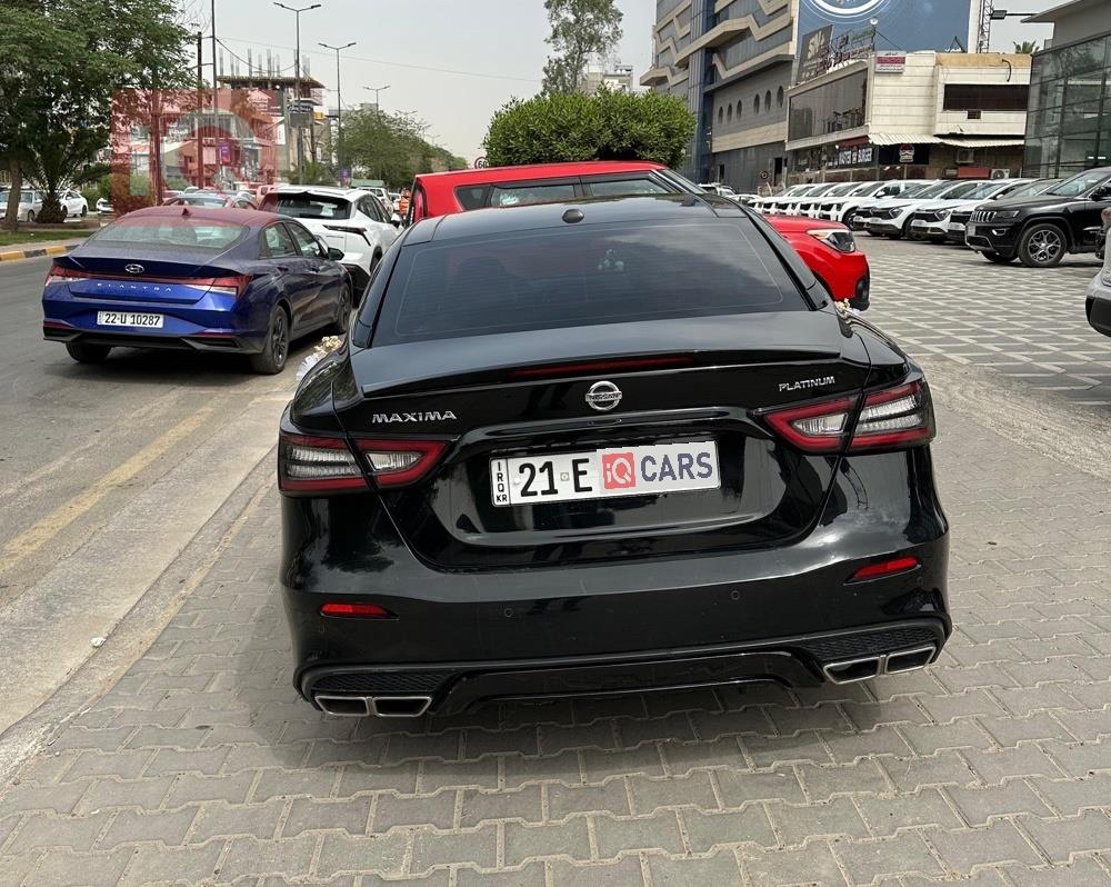 نيسان ماكسيما